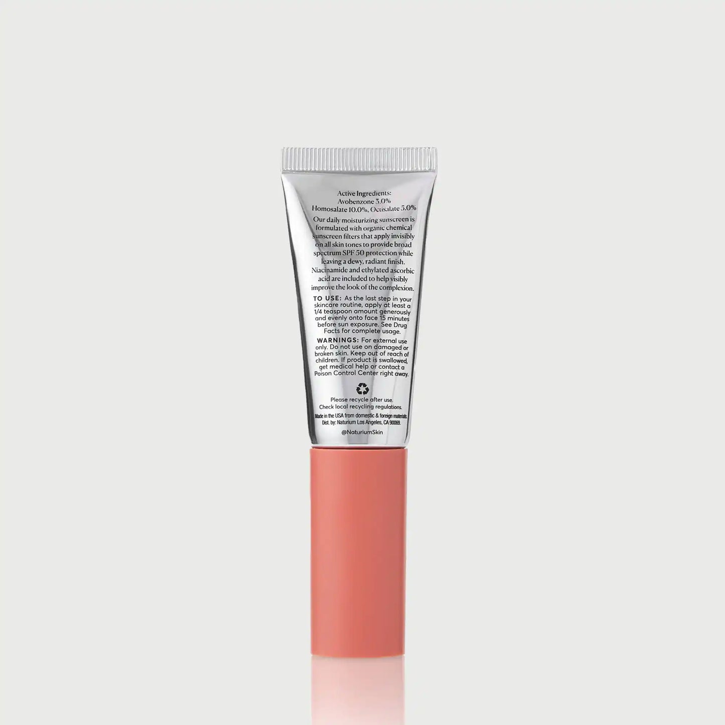 dew-glow-moisturizer-spf-50-travel-size-v8 NATR-10157_Dew-Glow-Moisturizer-SPF-50-Mini_back_capon_bonebkgd_d7cb9bbb-e294-42e2-8d5a-28c73c09b5b5.webp
