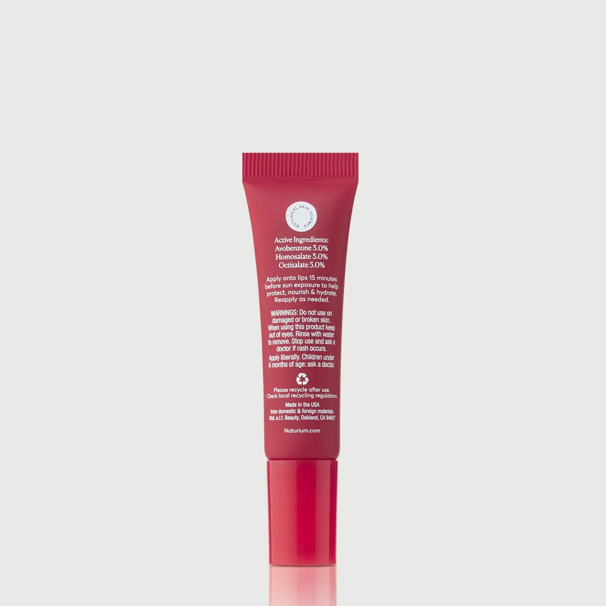 phyto-glow-lip-balm-spf-45-oasis-k7 NATR-10125_PhytoGlow_SPF_Oasis_primary_capon_back_bonebkgd_1.webp