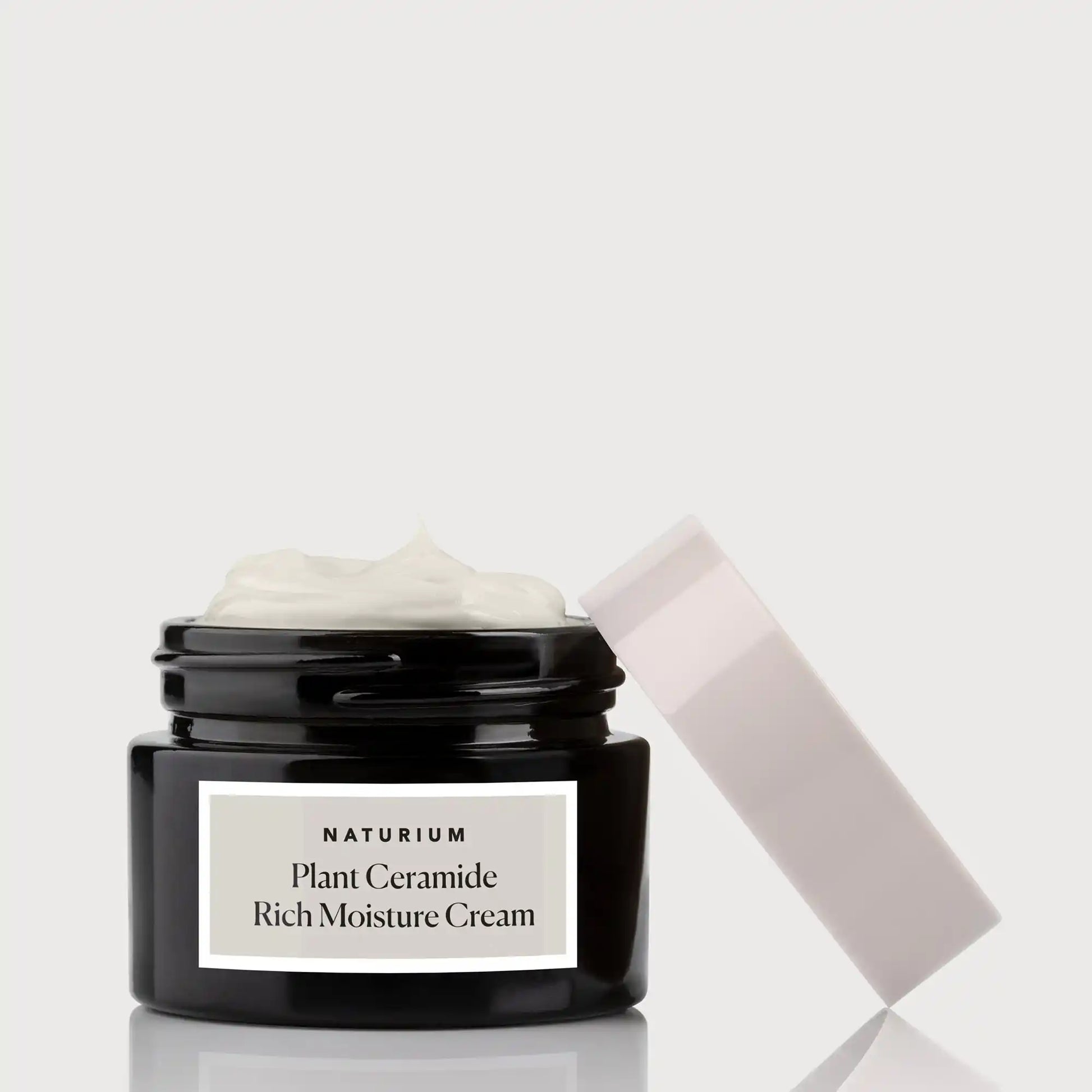 plant-ceramide-rich-moisture-cream-l8 NATR_Catalog_PCRM-Cream-CapOff.webp