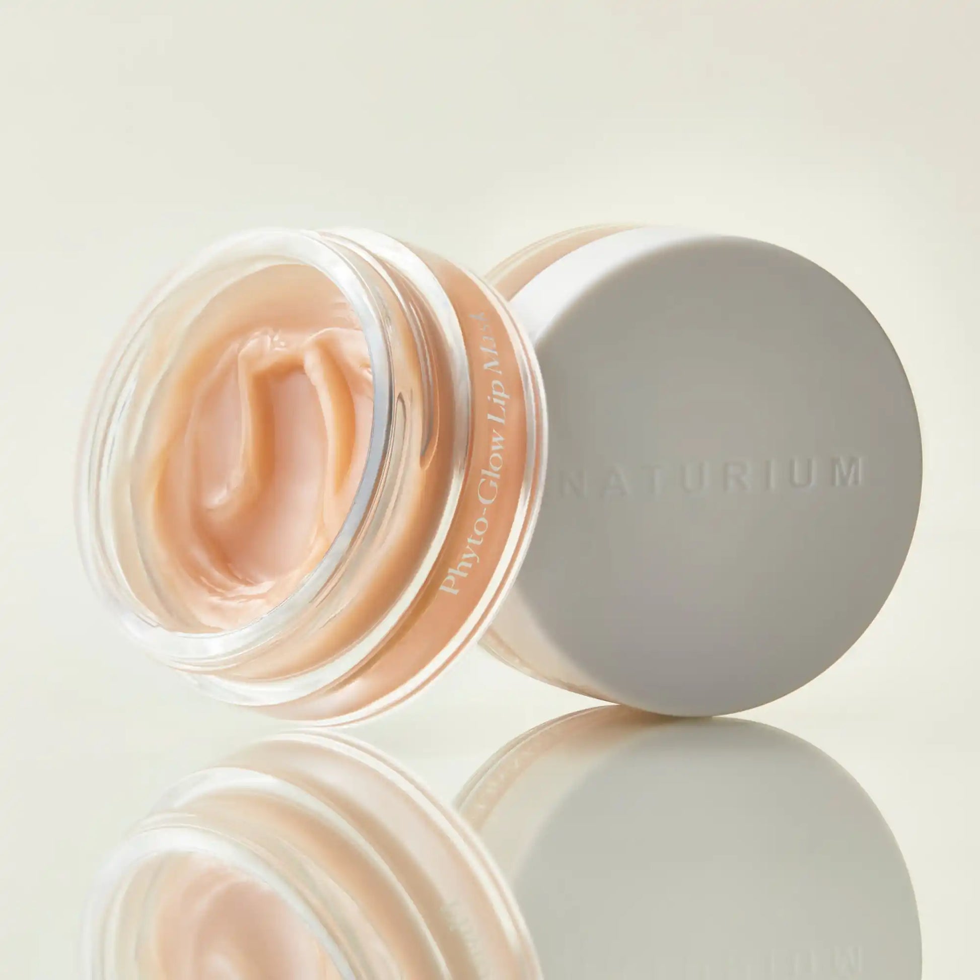 phyto-glow-lip-mask-t3 phyto-lipmask_0607-crop.webp