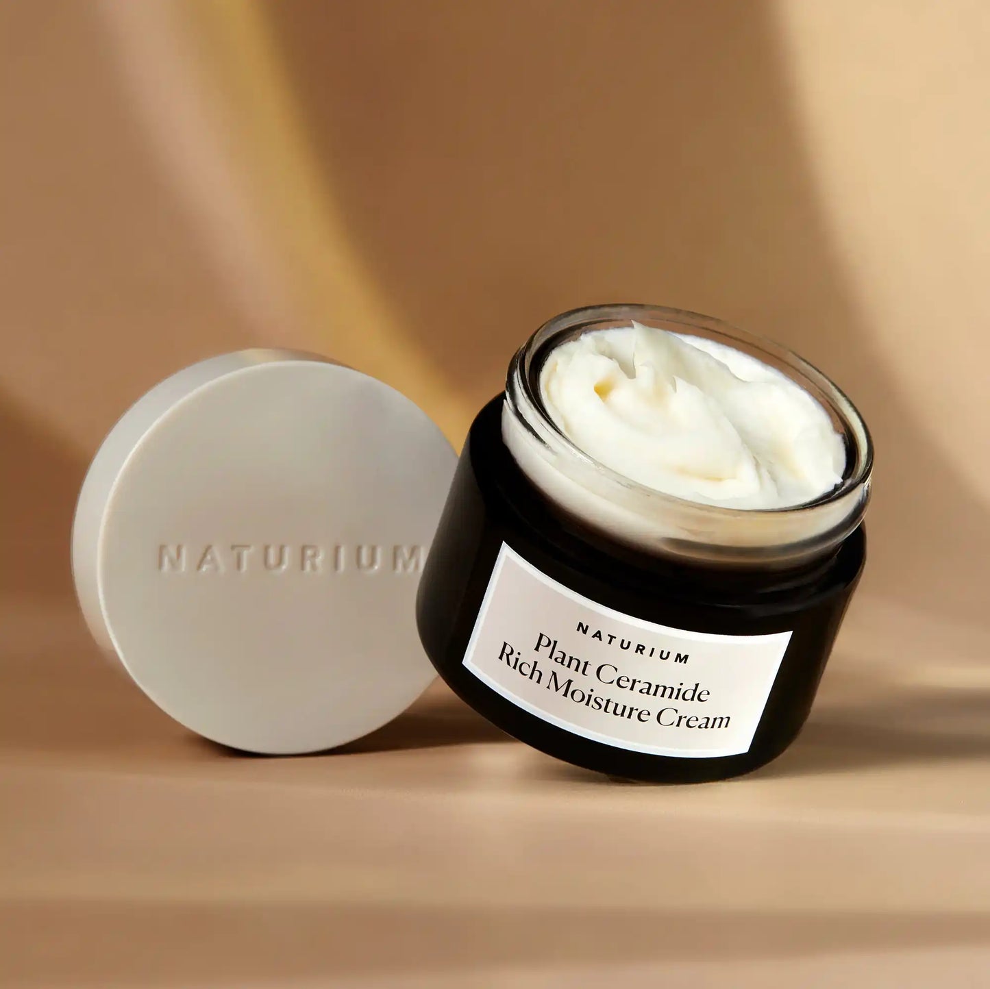 plant-ceramide-rich-moisture-cream-l8 plantceramide_0154-crop_1.webp